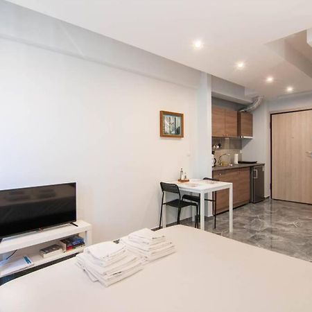 アテネCosy Studio For 2 People In The City Centerアパートメント エクステリア 写真
