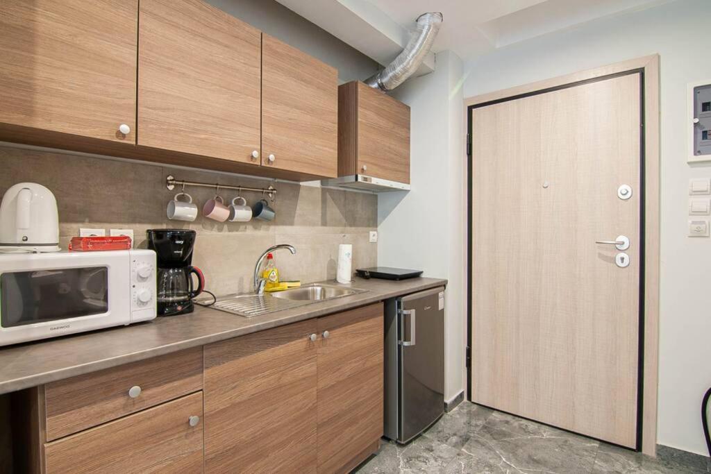 アテネCosy Studio For 2 People In The City Centerアパートメント エクステリア 写真